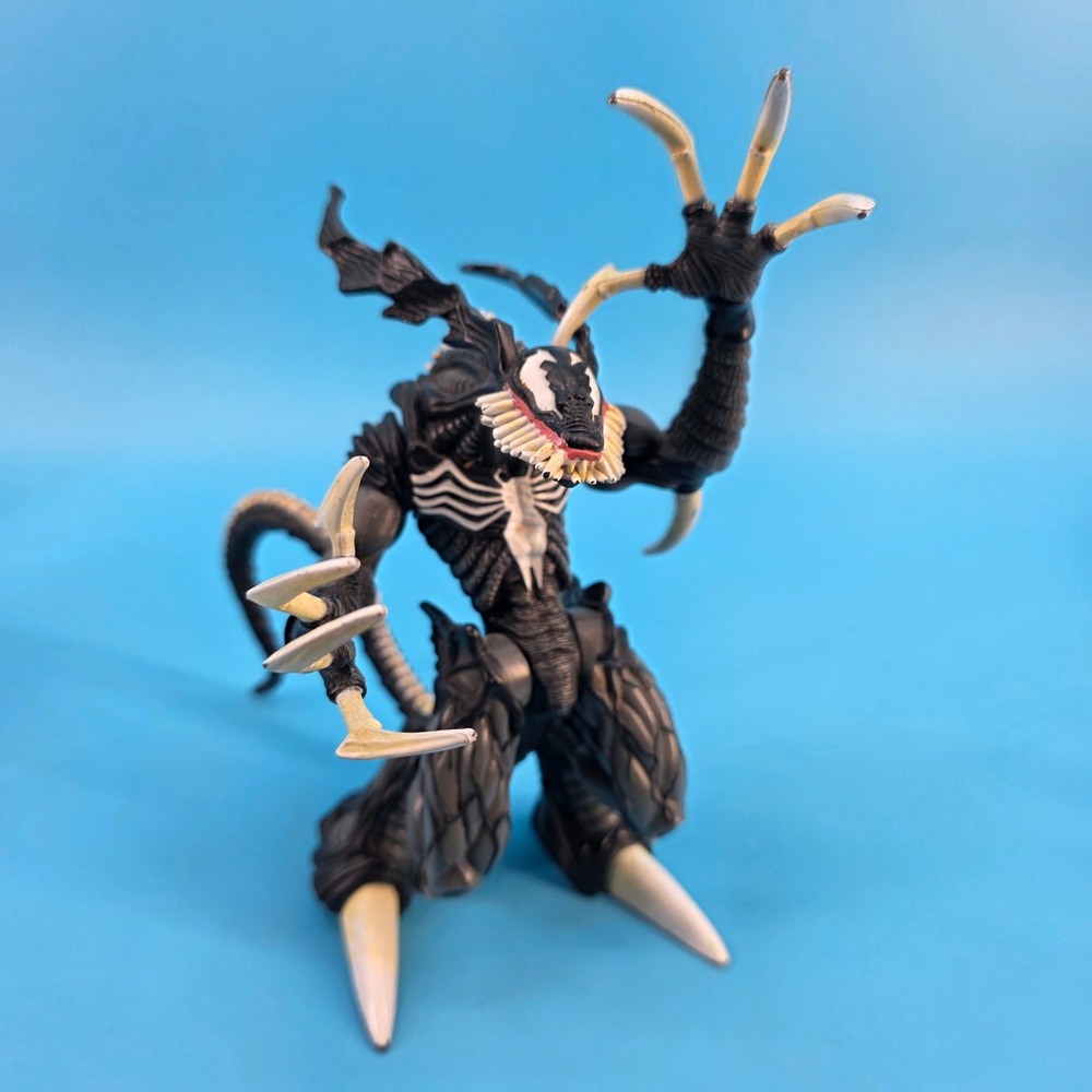 Toy Biz Marvel Venom Along Came A Spider Lasher Action Figure Vintage 1996